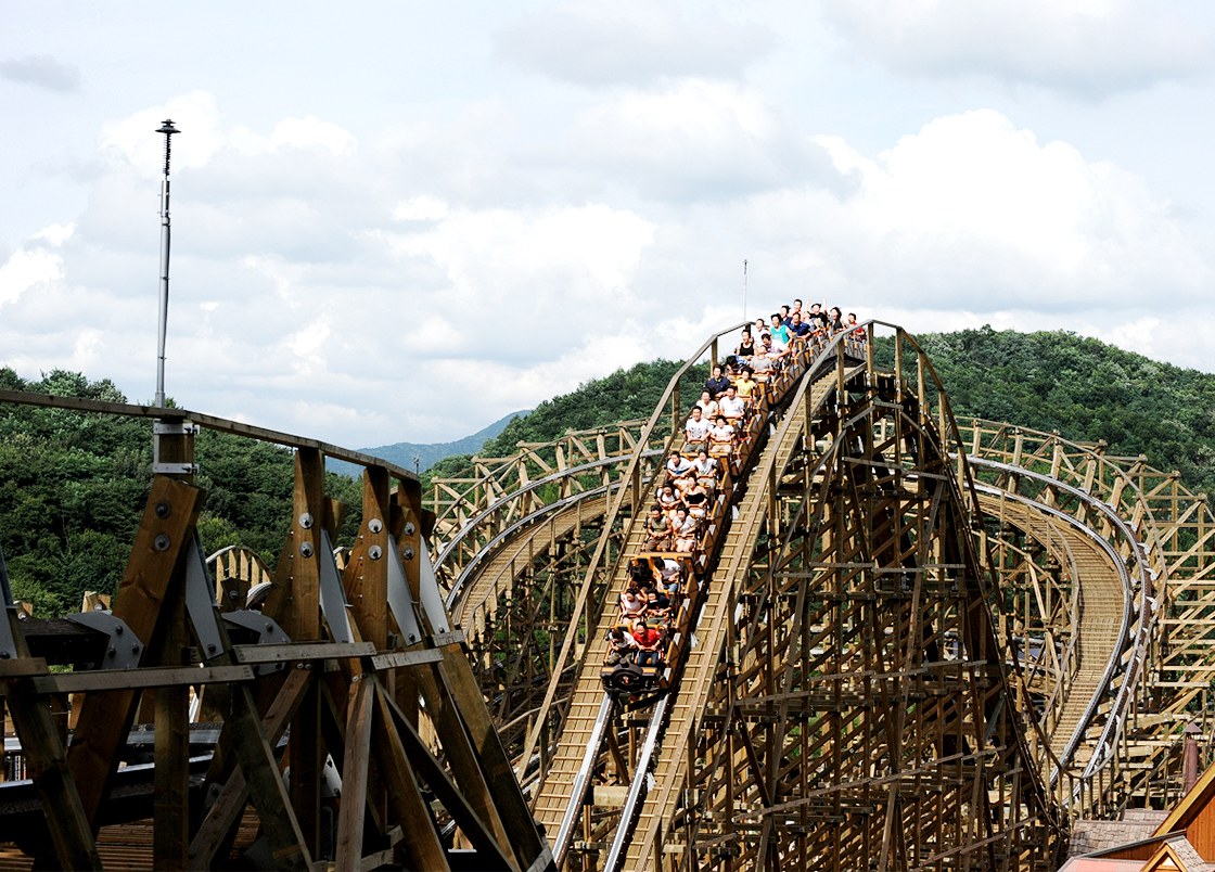 T-Expressの迫力ある写真