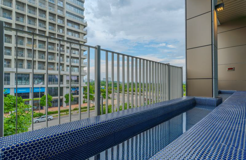 屋外フットスパ