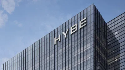 HYBEがSMを買取！韓国で巨大なエンターテイメントの誕生